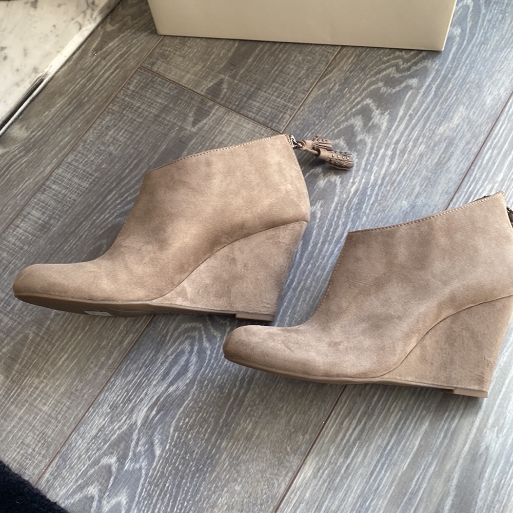 Anne Klein Wedges